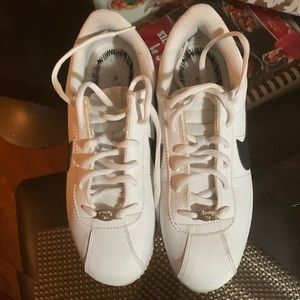 Nike Cortez Kids Size 6